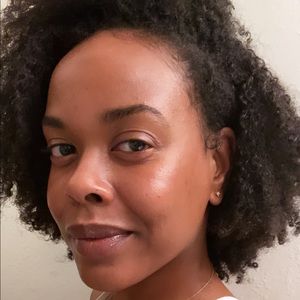 Meet your Posher, Roni